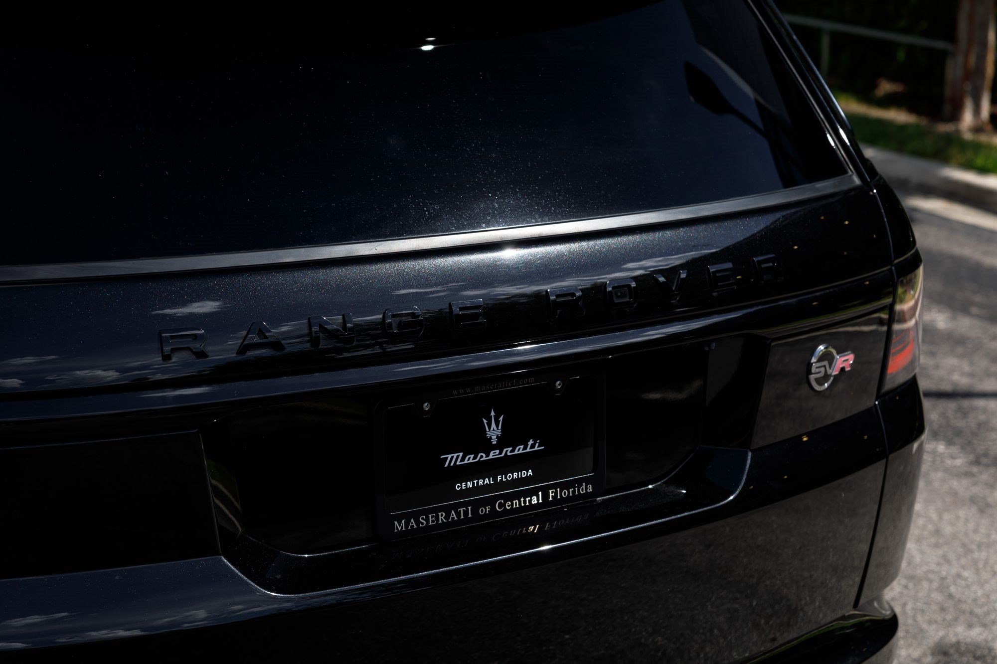 Used 2022 Black Land Rover SVR image 54