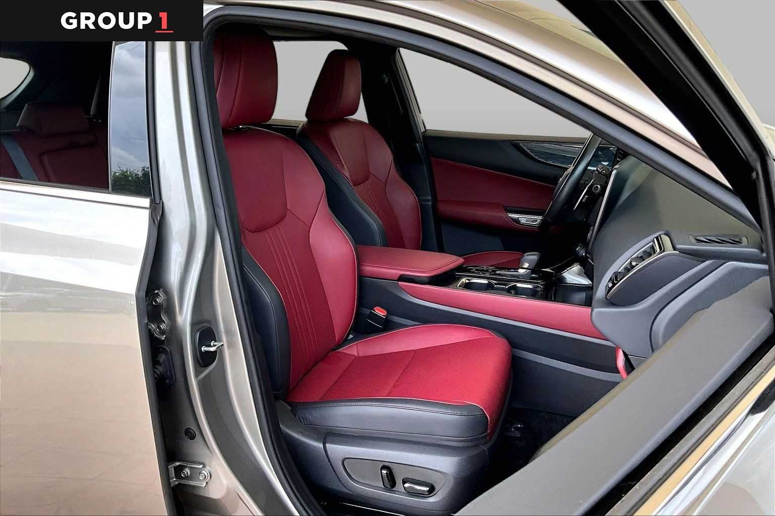 Used 2024 Atomic Silver Lexus Premium image 8