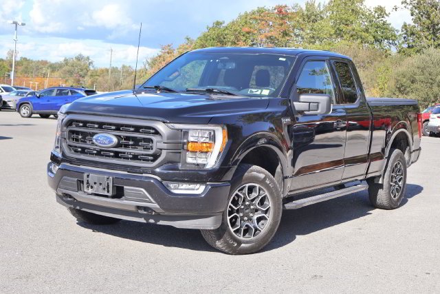 Used 2023 Black Metallic Ford XLT image 2