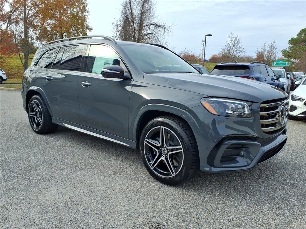Used 2026 MANUFAKTUR Signature Silicon Grey Mercedes-Benz GLS 450 image 3