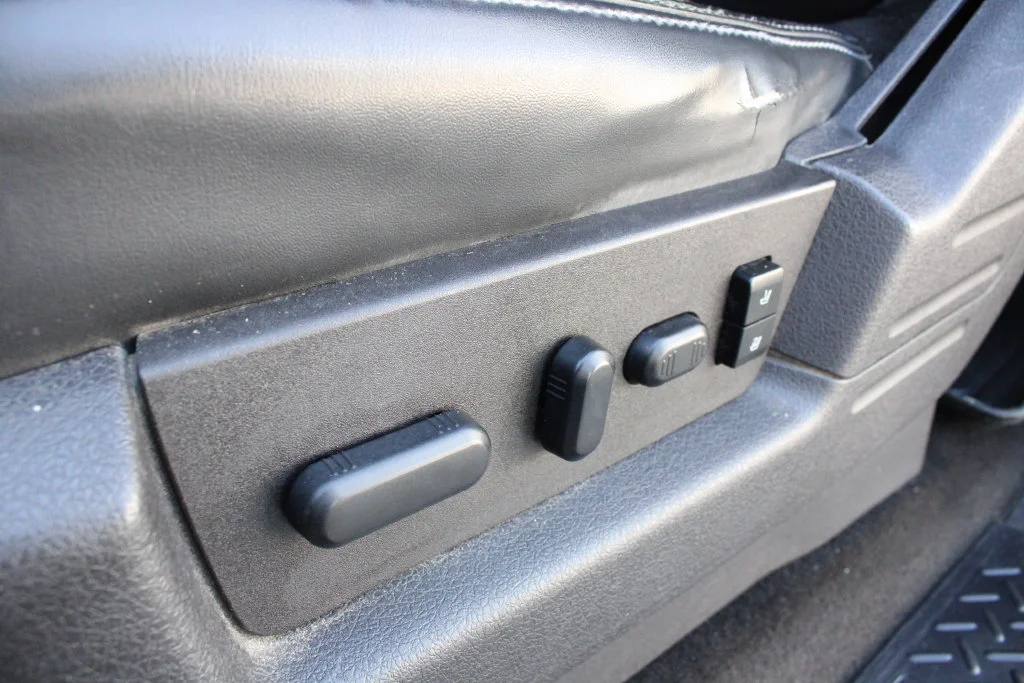 Used 2011 Black Ford XL image 3