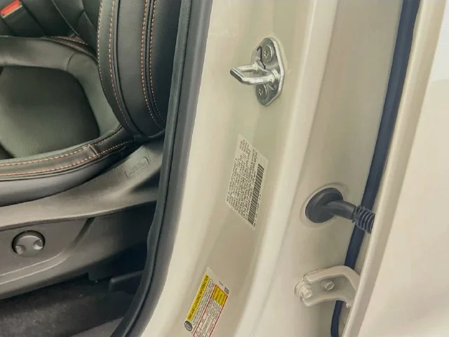 New 2027 Platinum White Pearl Honda  image 17