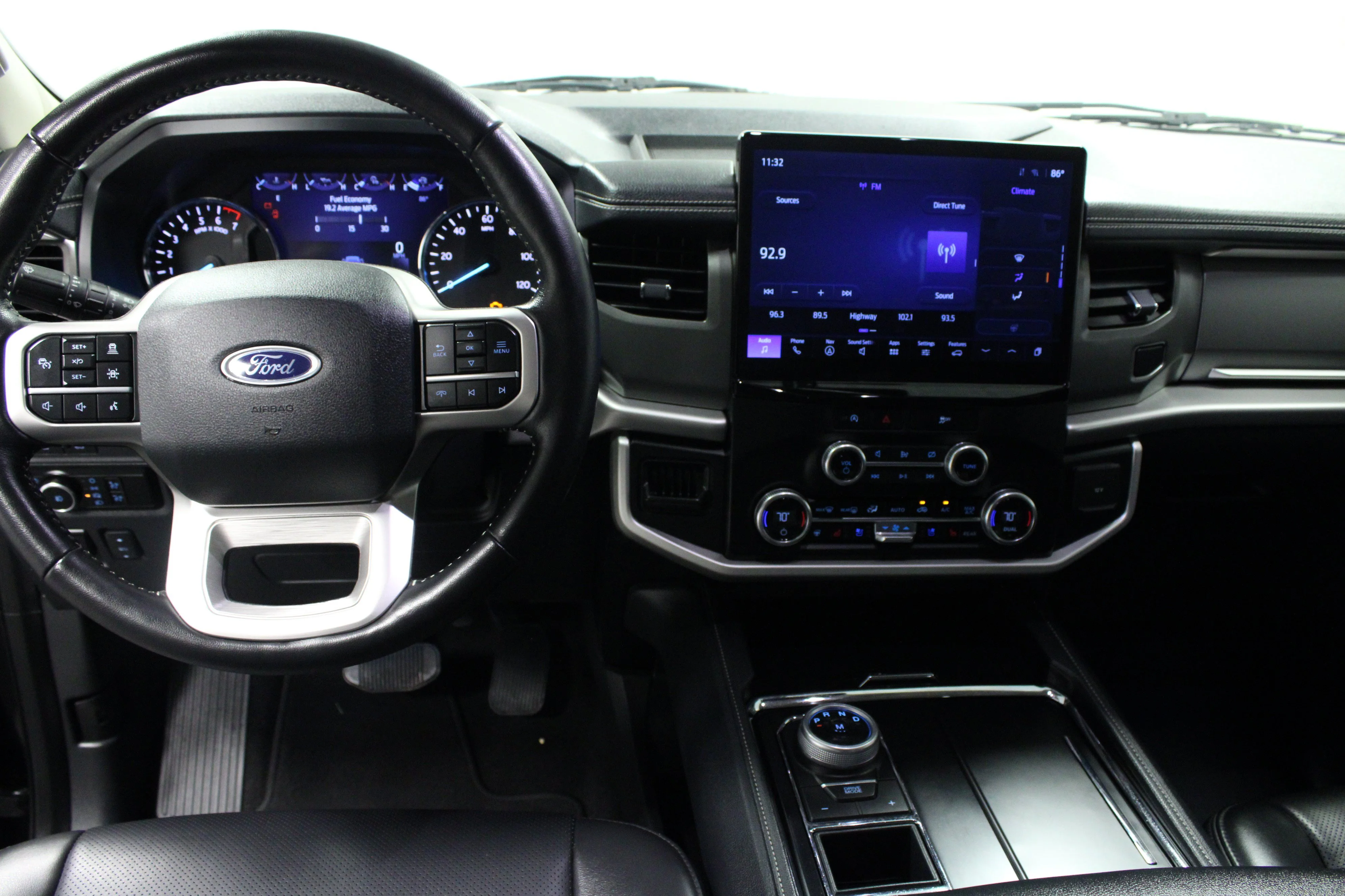 Used 2024 Gray Metallic Ford XLT image 20