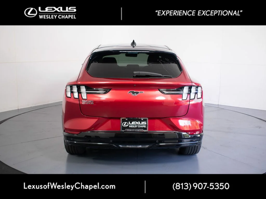 Used 2022 Red Ford Premium image 7