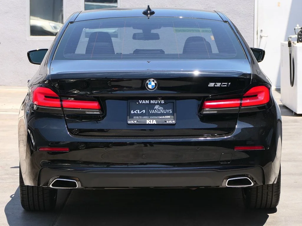 Used 2023 Black BMW 530i image 5