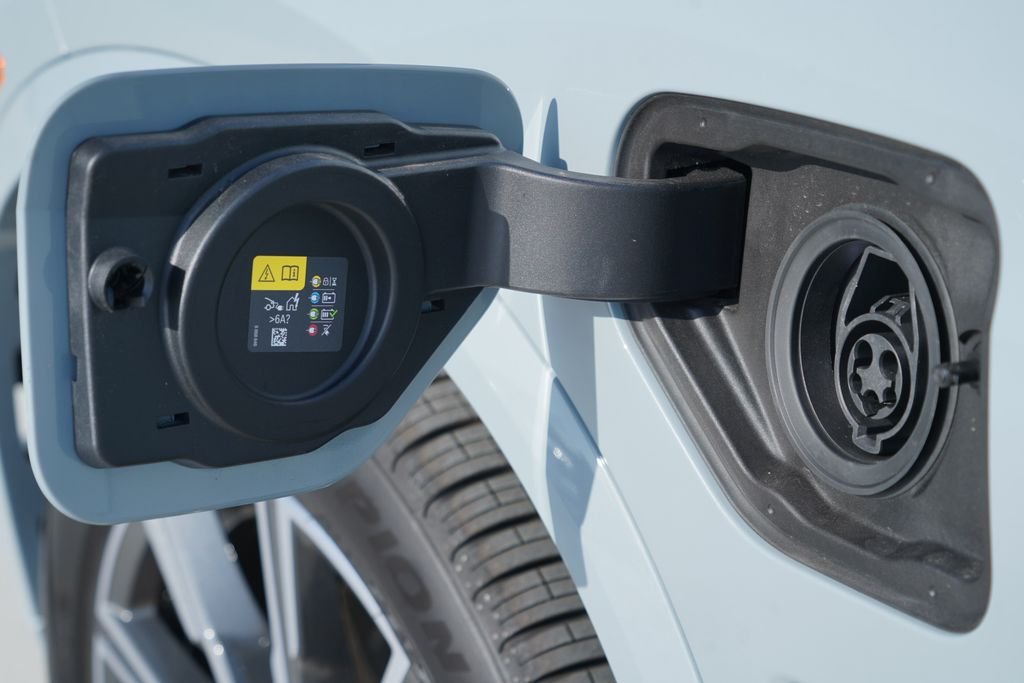 New 2026 Brooklyn Grey Metallic BMW xDrive50e image 6