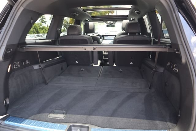 Certified Used 2025 Obsidian Black Metallic Mercedes-Benz GLS 450 image 29