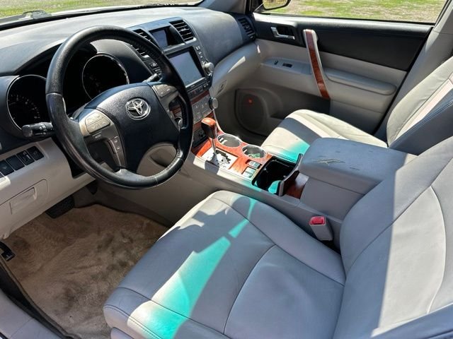 2010 Toyota Highlander Limited - Photo 13
