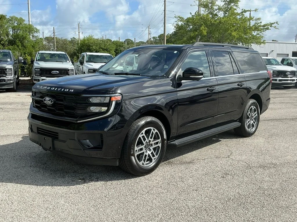 Used 2025 Black Ford Active image 1