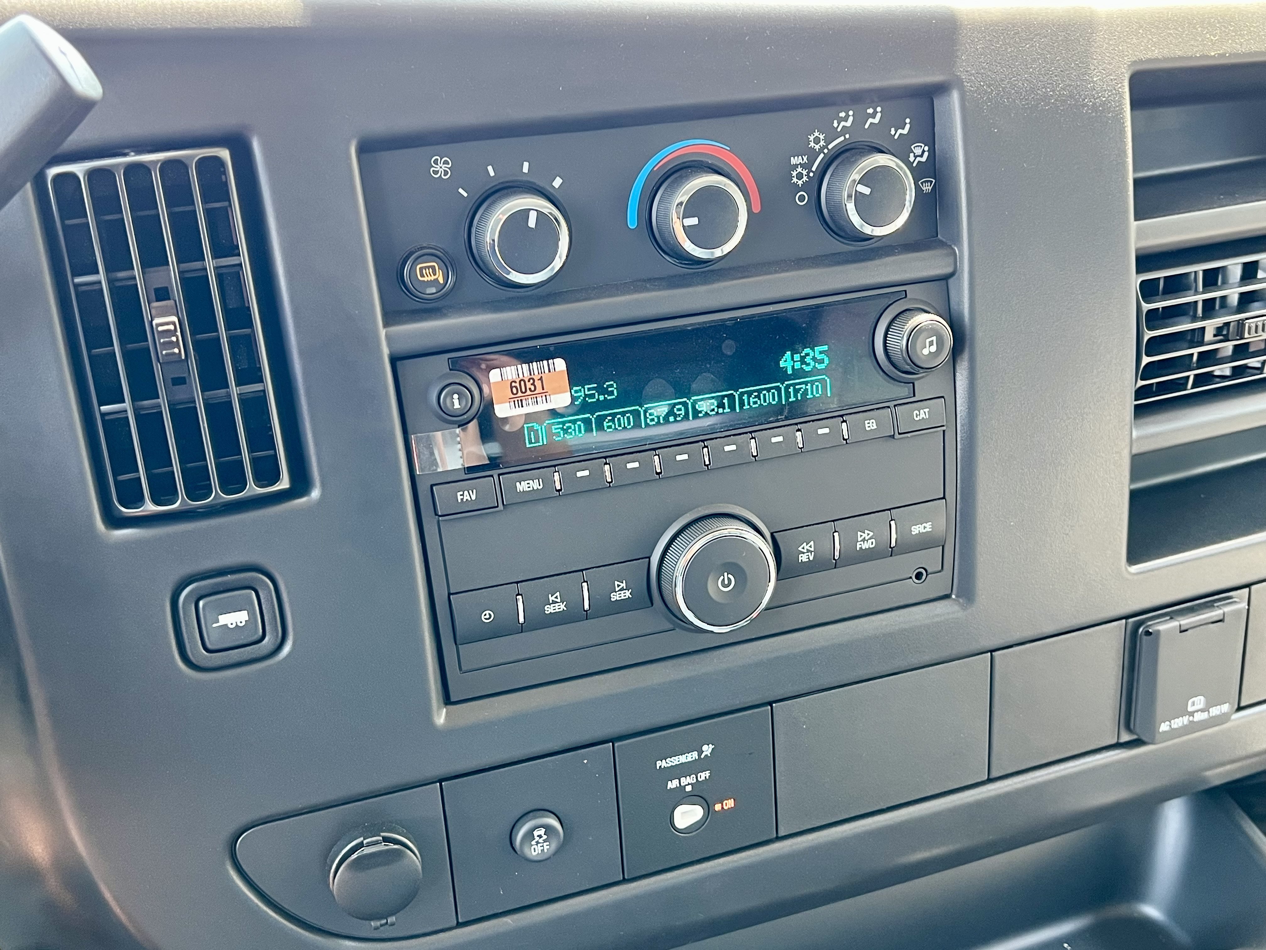 New 2026 Summit White GMC Work Van image 18