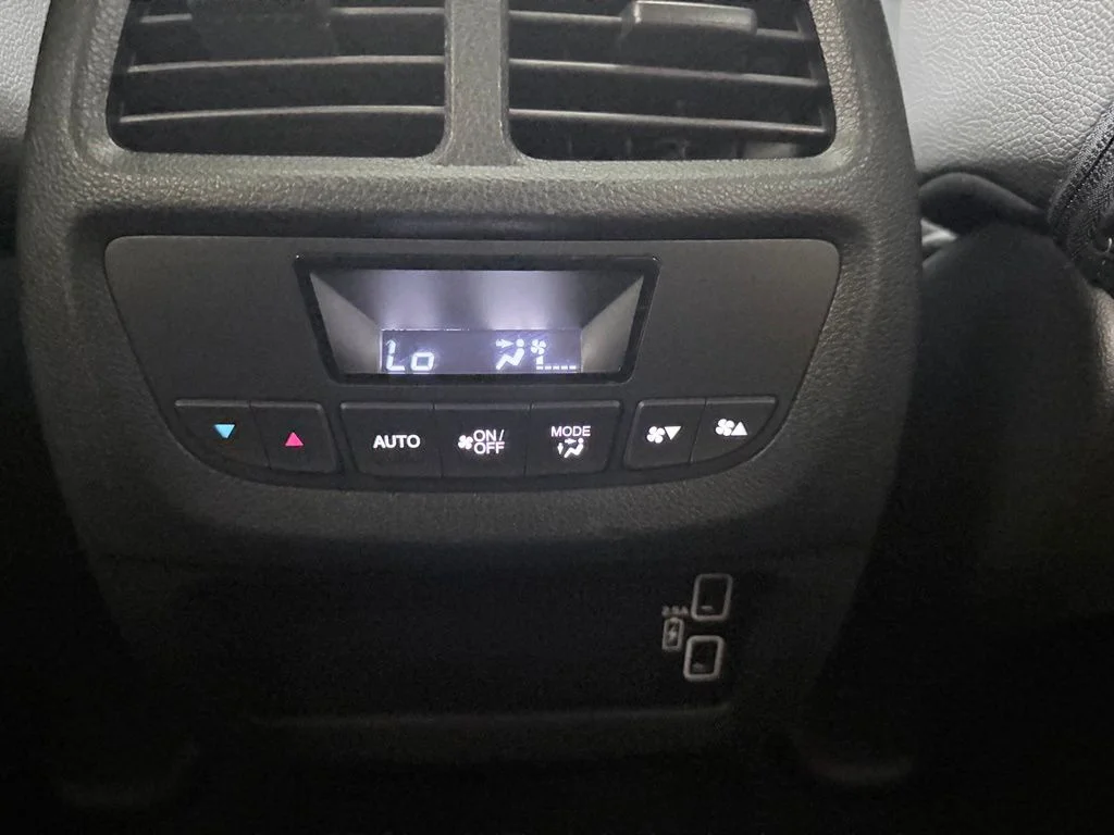 Used 2022 White Honda Special Edition image 32