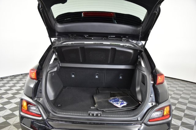 Used 2018 Black Hyundai SEL image 37