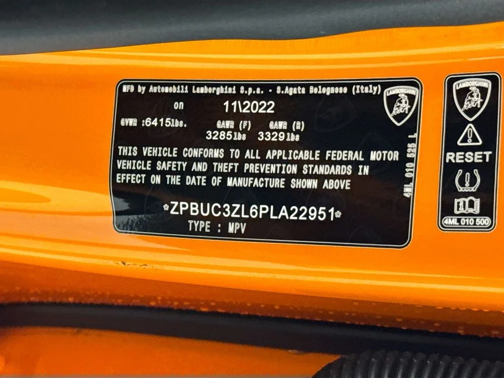 Used 2023 Arancio Borealis Metallic Lamborghini Performante image 35
