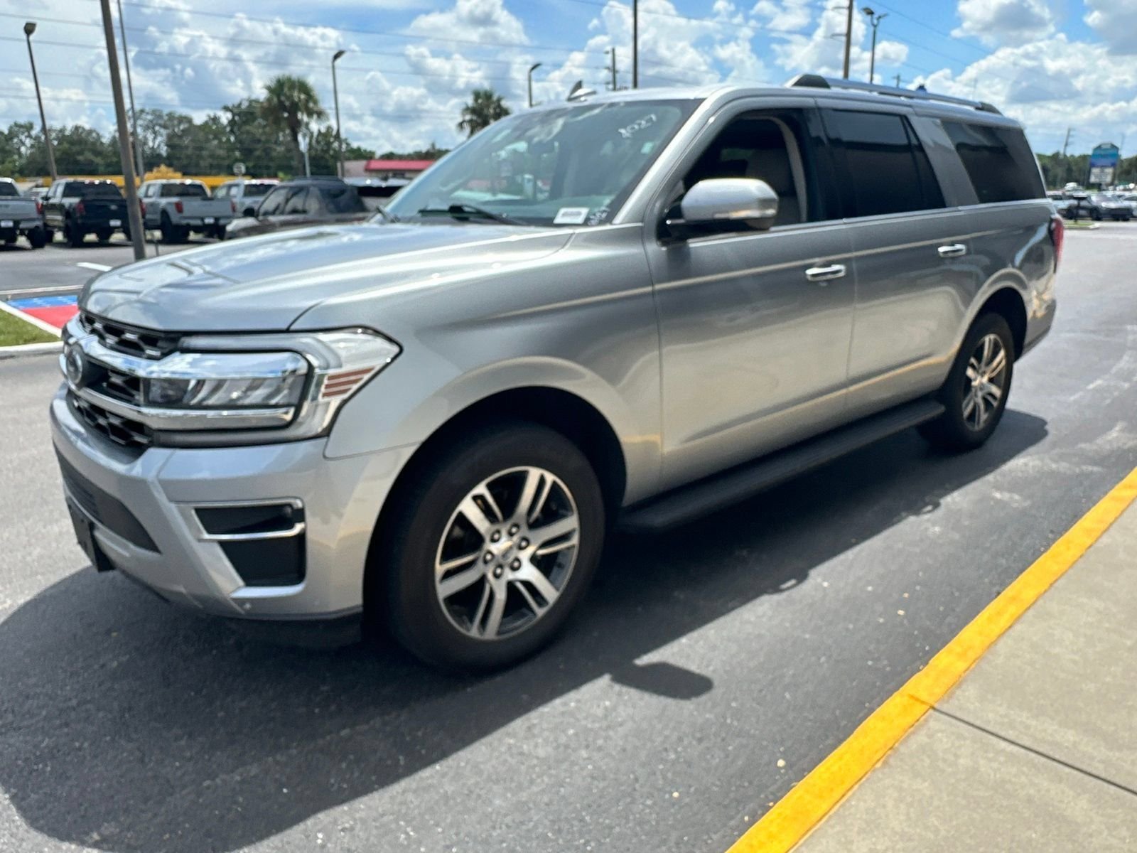 Used 2024 Silver Metallic Ford Limited image 9