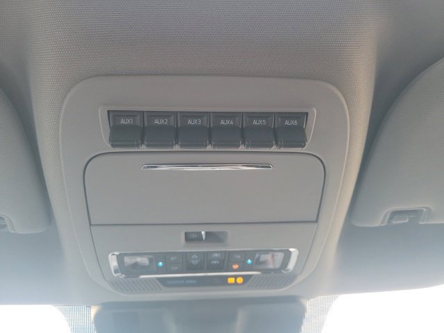 New 2027 Gray Metallic Ford Lariat image 19