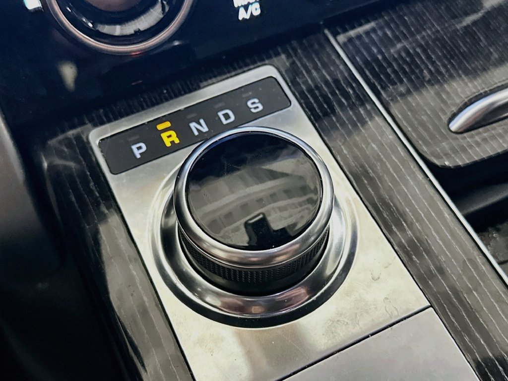 Used 2021 Black Land Rover Autobiography image 18