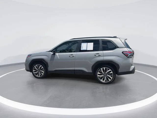 Used 2025 Beige Subaru Touring image 5