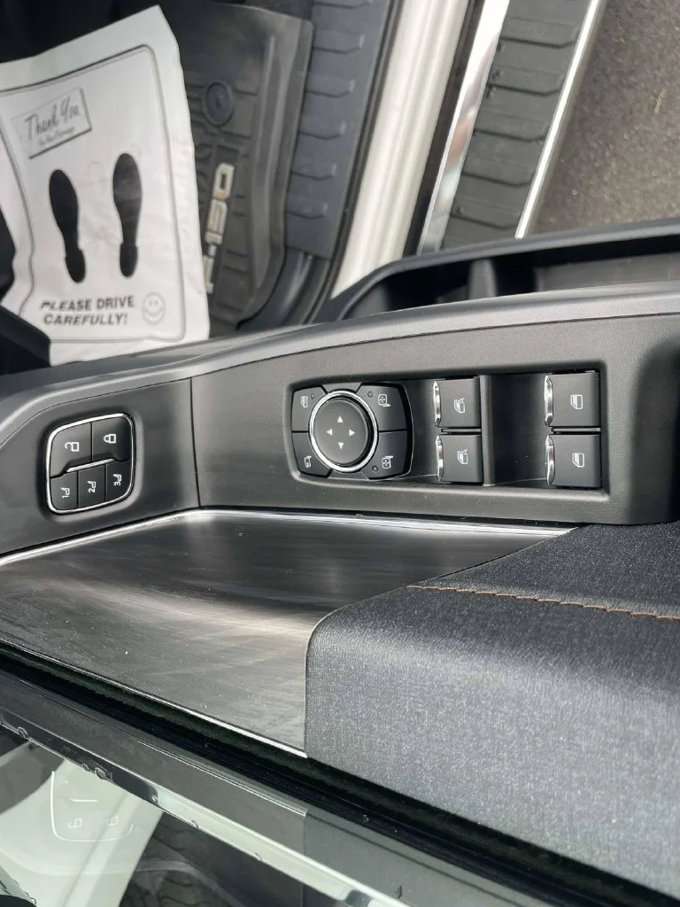 Certified Used 2025 White Ford Lariat image 16