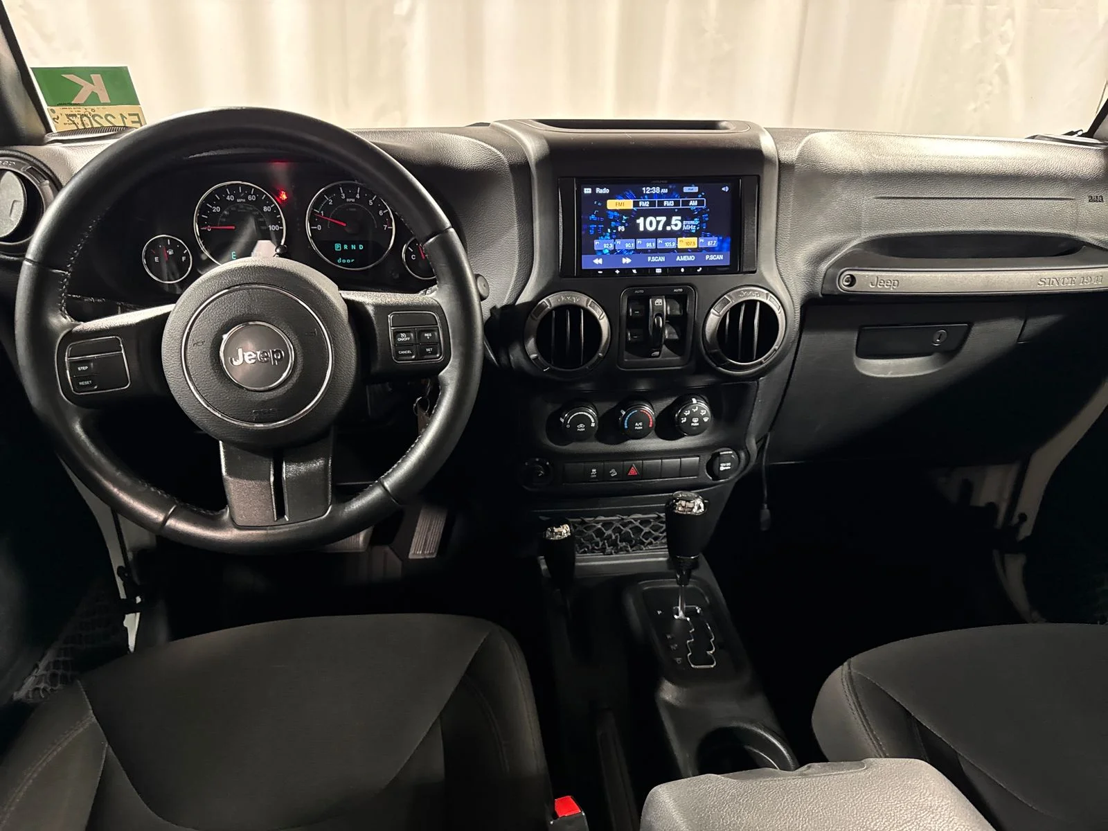 Used 2018 Bright White Clearcoat Jeep Unlimited Sport image 4