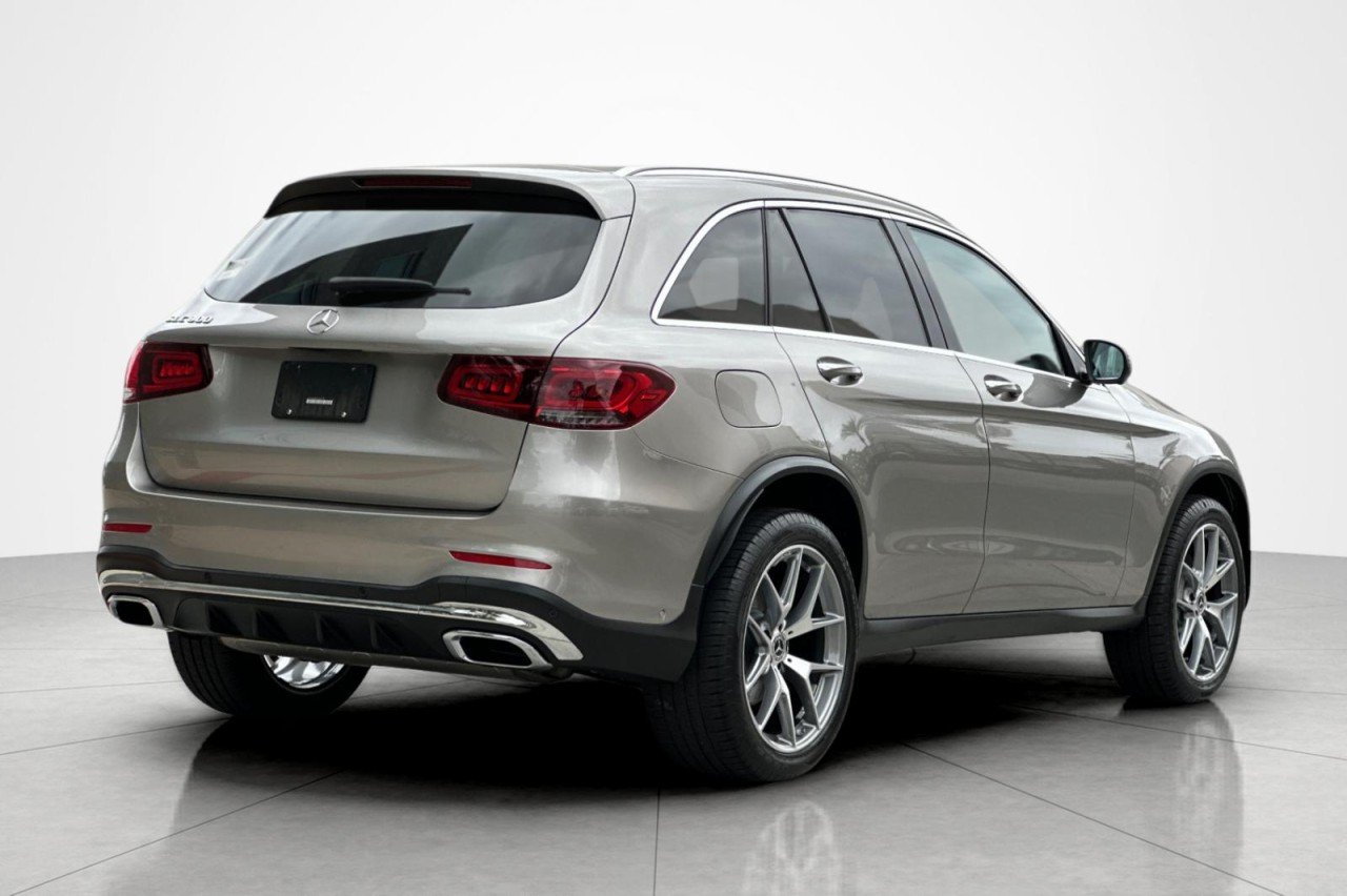 Used 2022 Mojave Silver Metallic Mercedes-Benz GLC 300 image 5