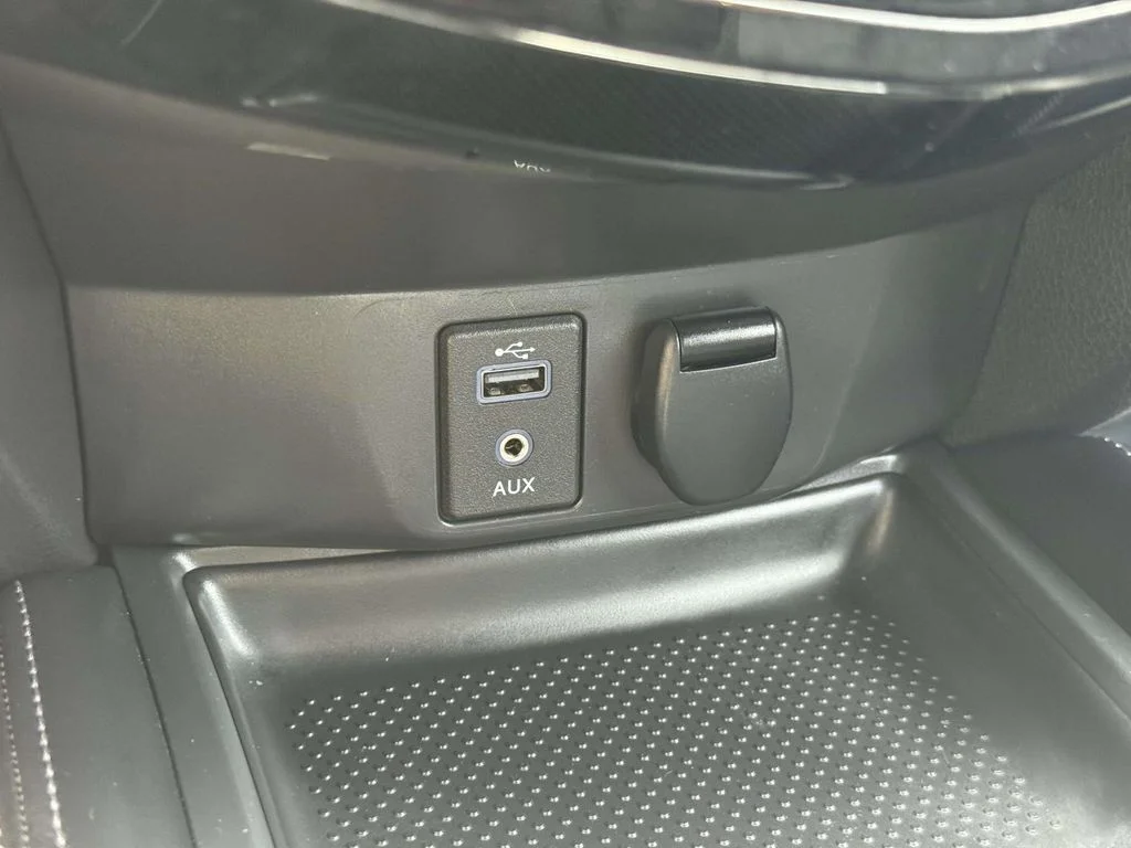 2017 Nissan Rogue SL - Photo 28