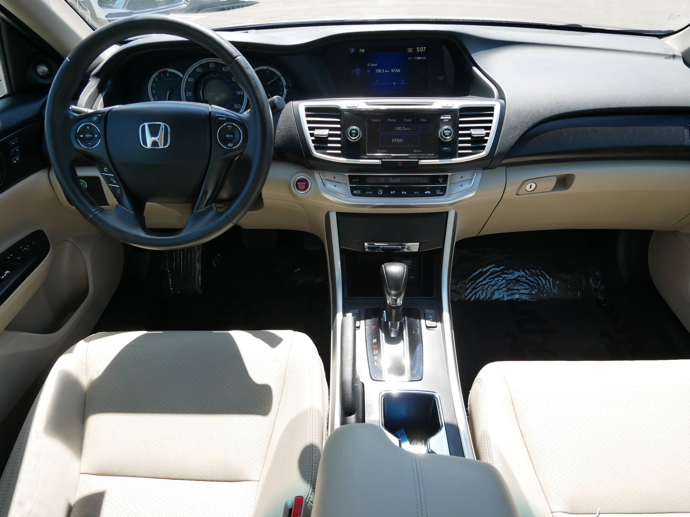 2015 Honda Accord EX-L - Photo 10