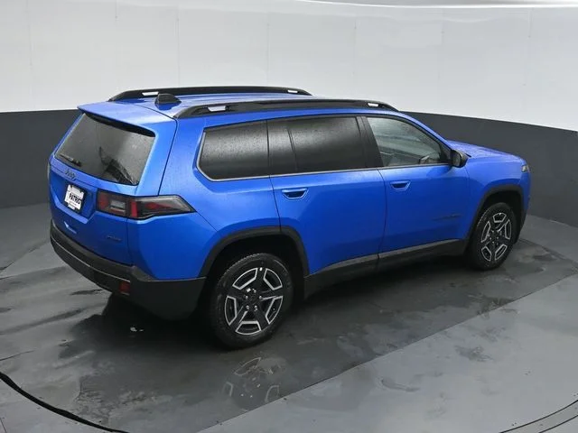 New 2026 Hydro Blue Pearl-Coat Exterior Paint Jeep Laredo image 33