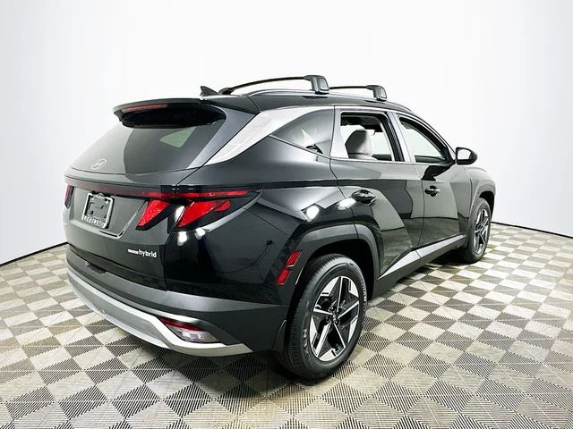 New 2026 Hyundai TUCSON HYBRID SEL