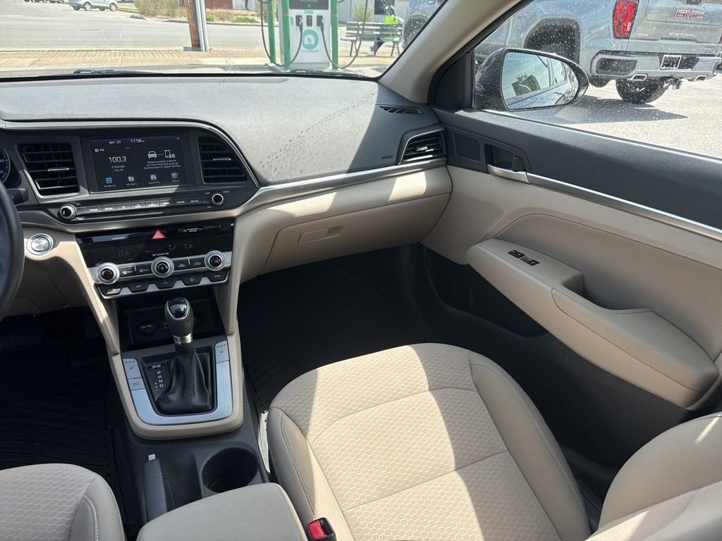 Used 2020 Phantom Black Hyundai Value Edition image 13