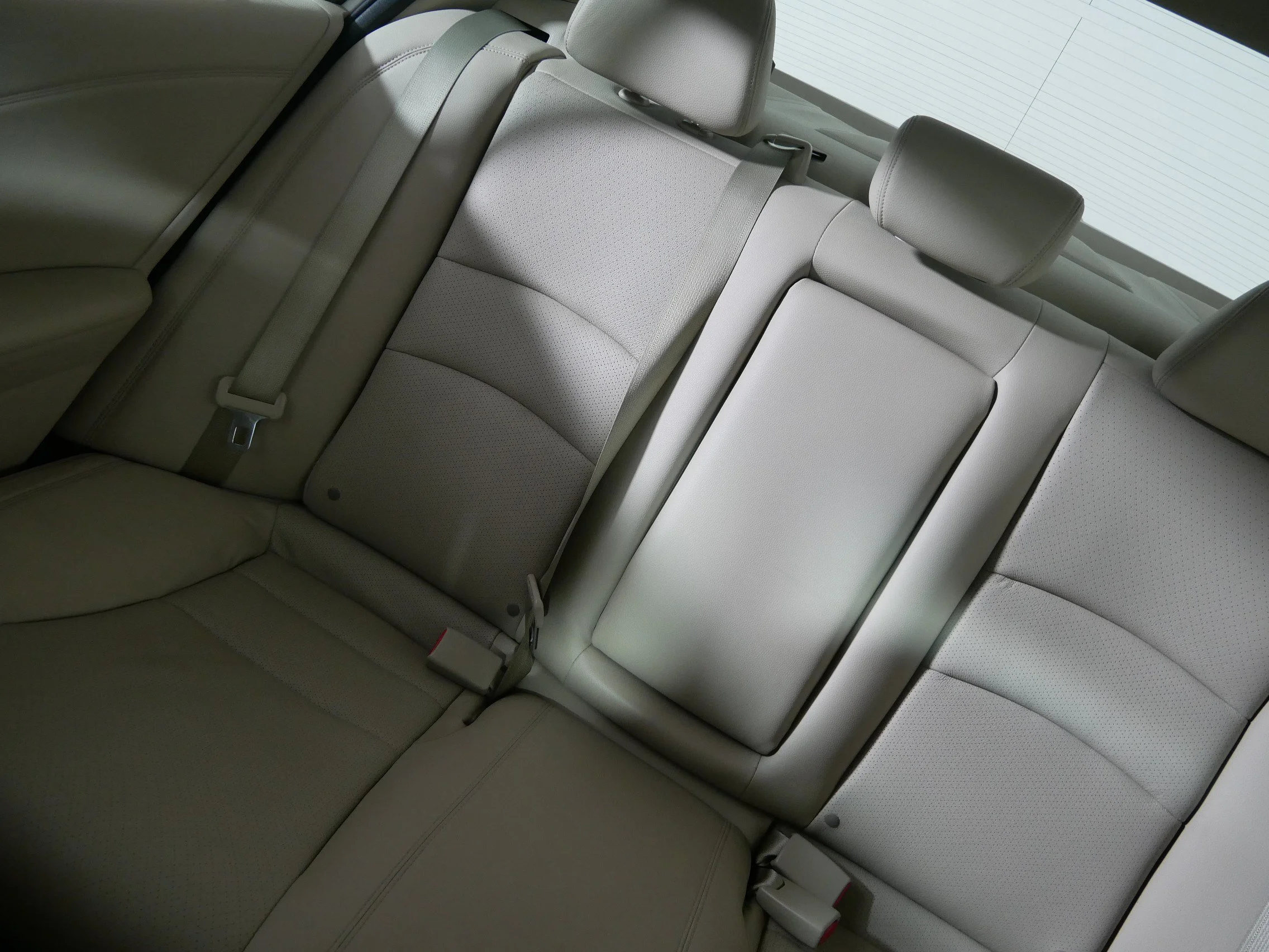 Used 2014 White Orchid Pearl Honda EX-L image 12