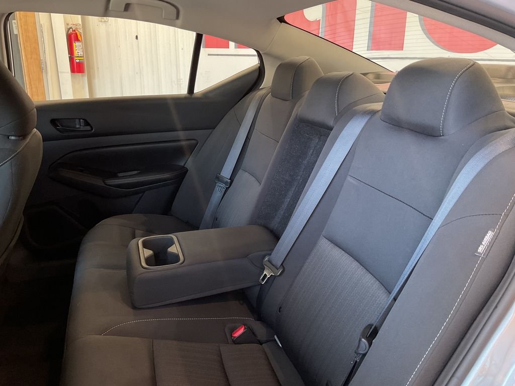 Used 2024 Silver Nissan 2.5 SV image 28