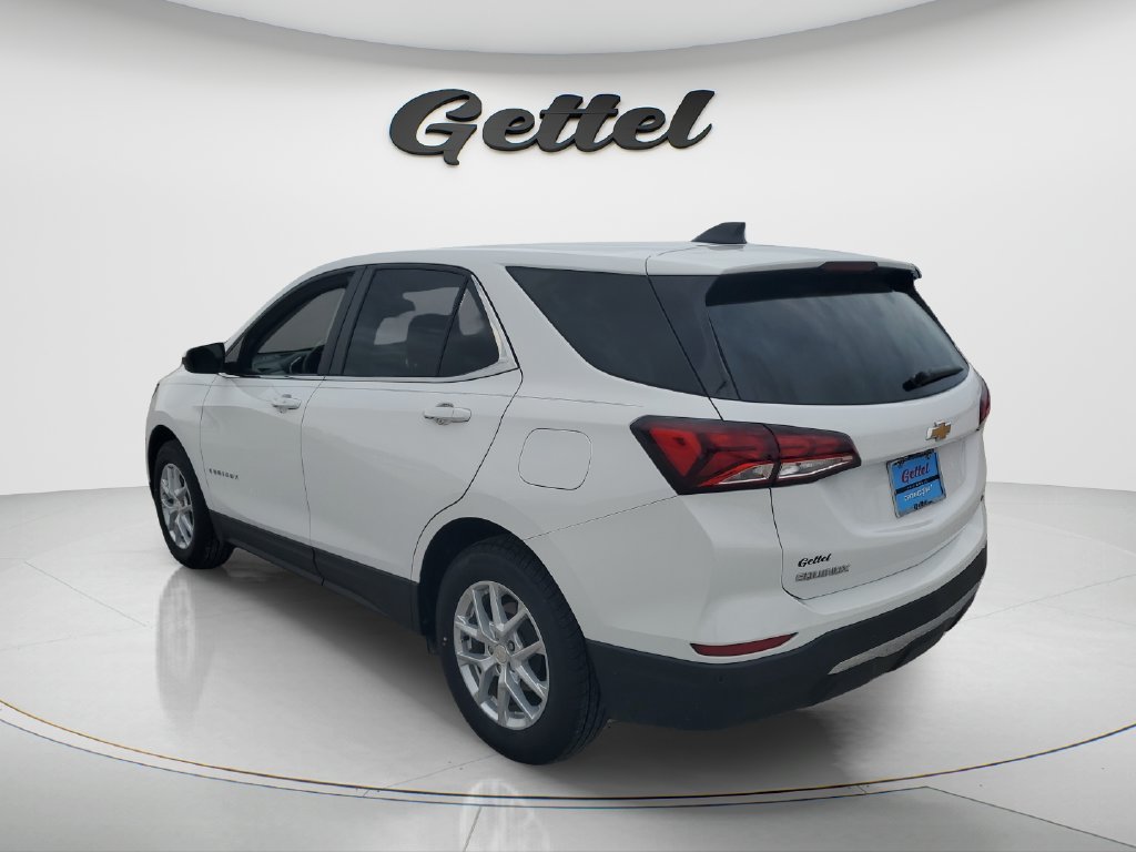 Used 2024 Summit White Chevrolet LT image 7