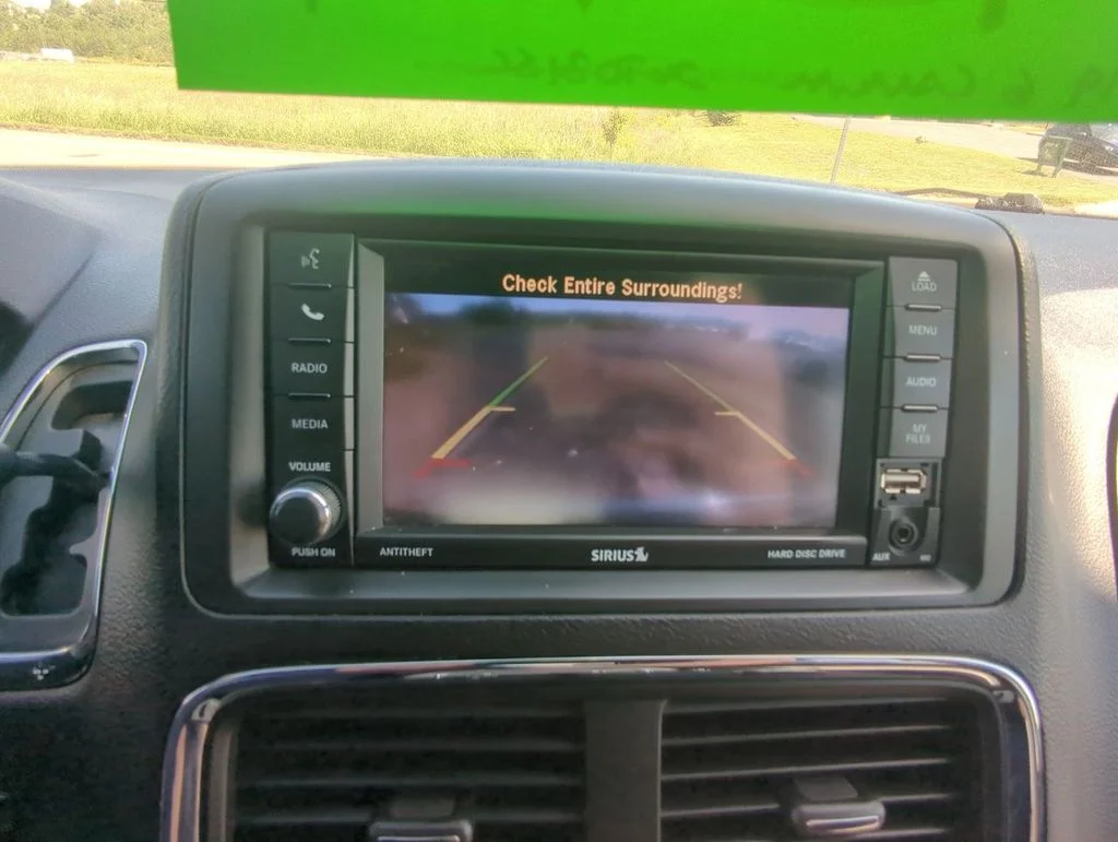 Used 2019 Gray Dodge SXT image 18