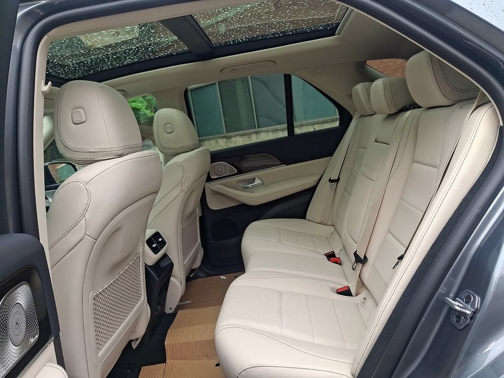 New 2026 Selenite Grey Metallic Mercedes-Benz GLE 350 image 29