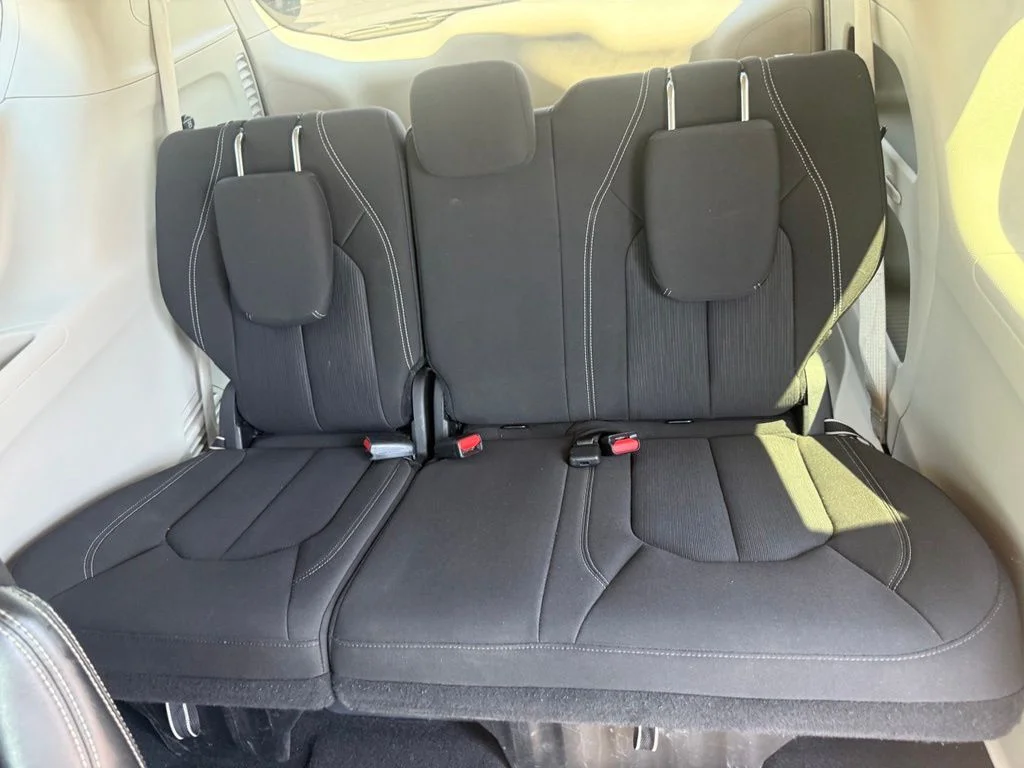 Used 2023 White Chrysler LX image 30