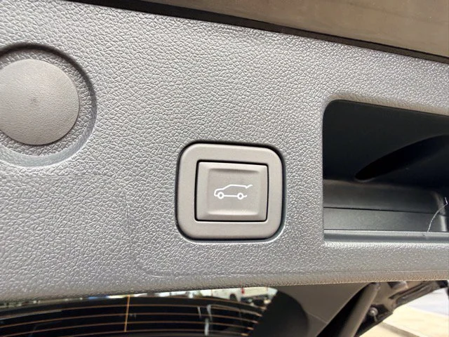 2027 GMC Terrain Elevation - Photo 6