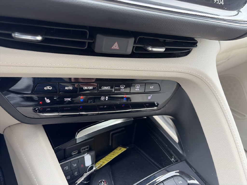Used 2023 Gray Buick Preferred image 18