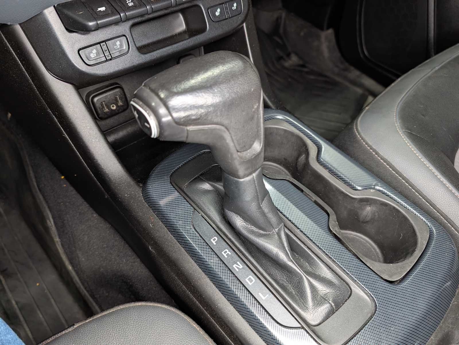 Used 2019 Kinetic Blue Metallic Chevrolet 4WD Z71 image 28
