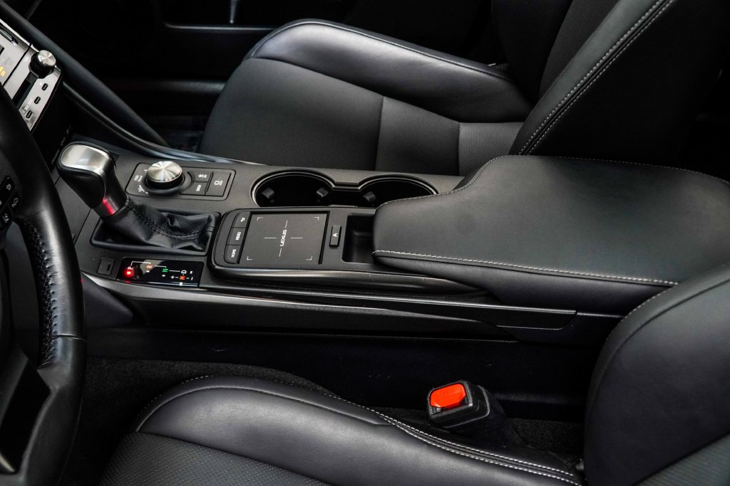 Used 2024 Red Lexus 350 F SPORT image 23