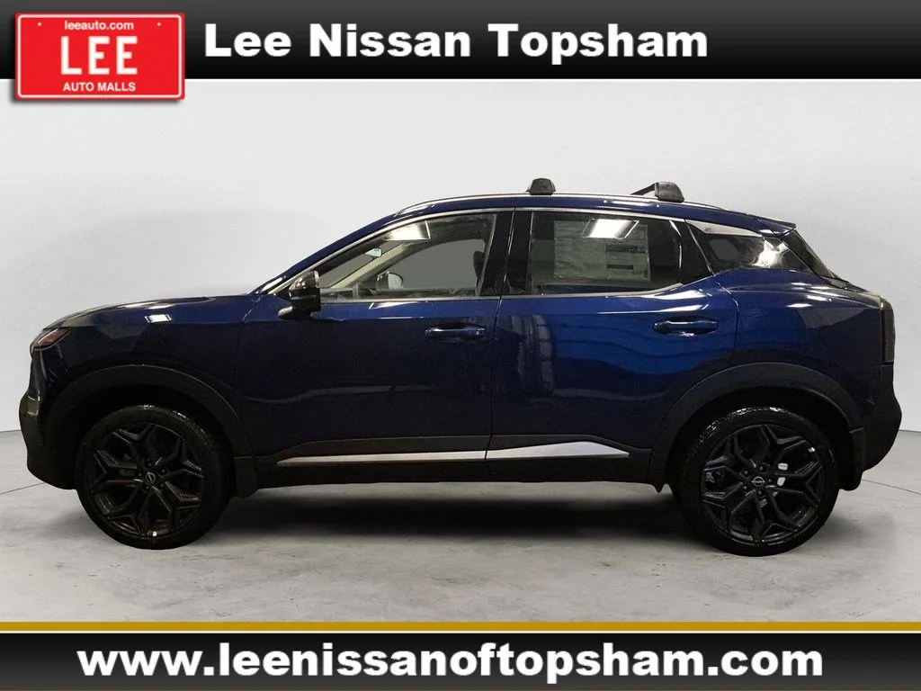 New 2026 Deep Blue Pearl Nissan SR image 2