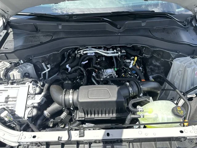 New 2026 Space White Metallic Ford Tremor® image 47