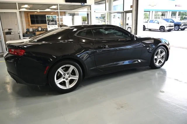 Used 2016 MOSAIC BLACK METALLIC Chevrolet 1LT image 6