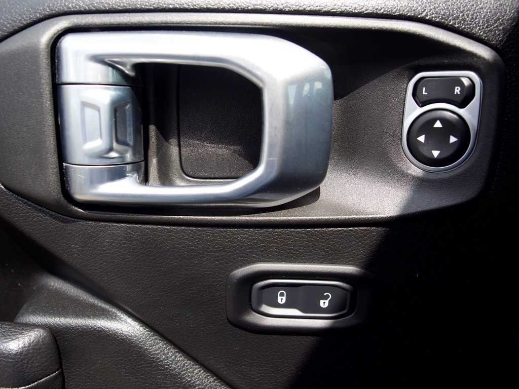 2022 Jeep Gladiator Sport S - Photo 11