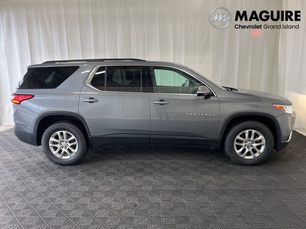 Used 2020 Chevrolet Traverse 1LT with VIN 1GNERGKW8LJ169498 for sale in Grand Island, NY