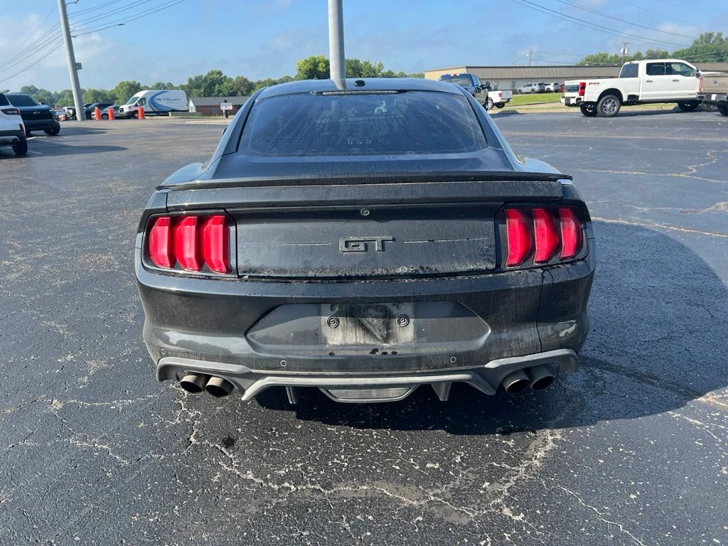 Used 2019 Shadow Black Ford GT Premium image 4