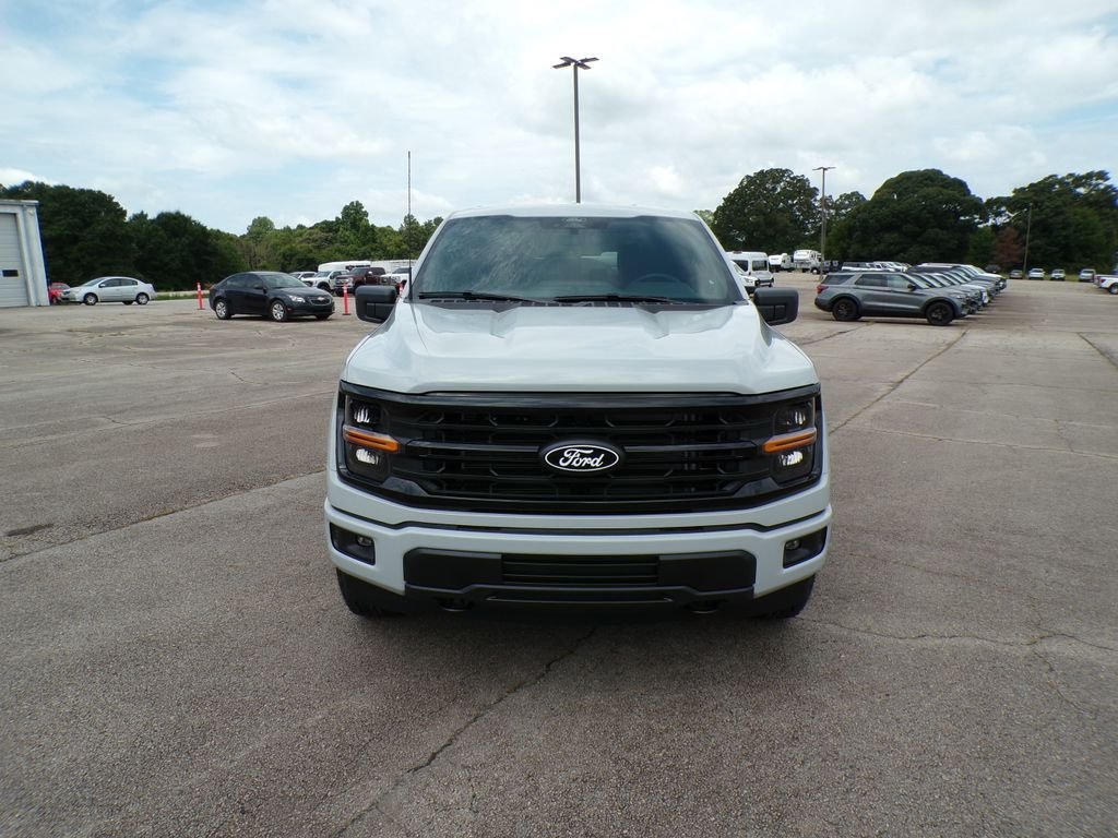 New 2026 Avalanche Ford XLT image 2