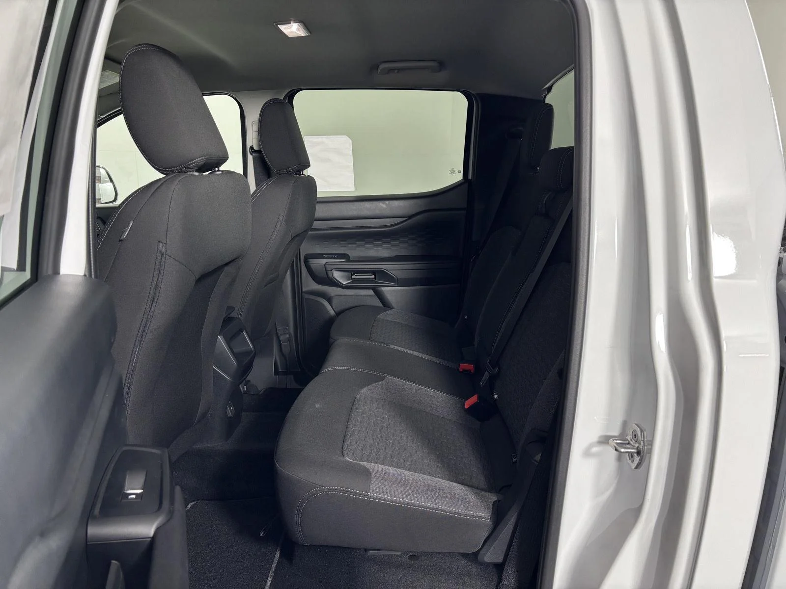 Used 2026 Oxford White Ford XL image 15