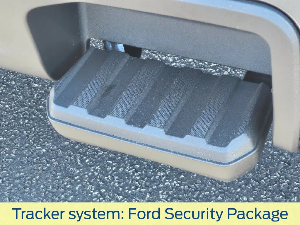 New 2027 Carbonized Gray Metallic Ford F-350® XLT image 23