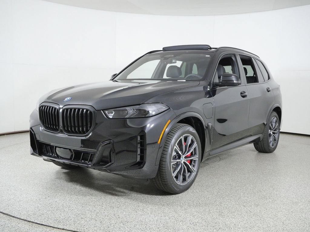 2026 BMW X5 xDrive50e's photo