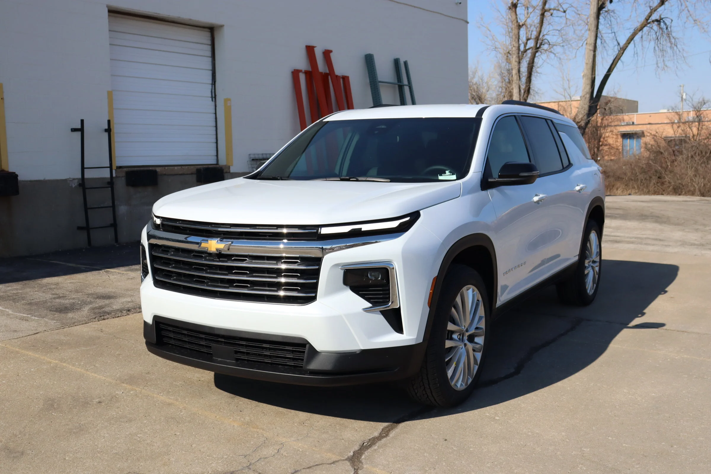 New 2026 Polar White Tricoat Chevrolet LT image 2